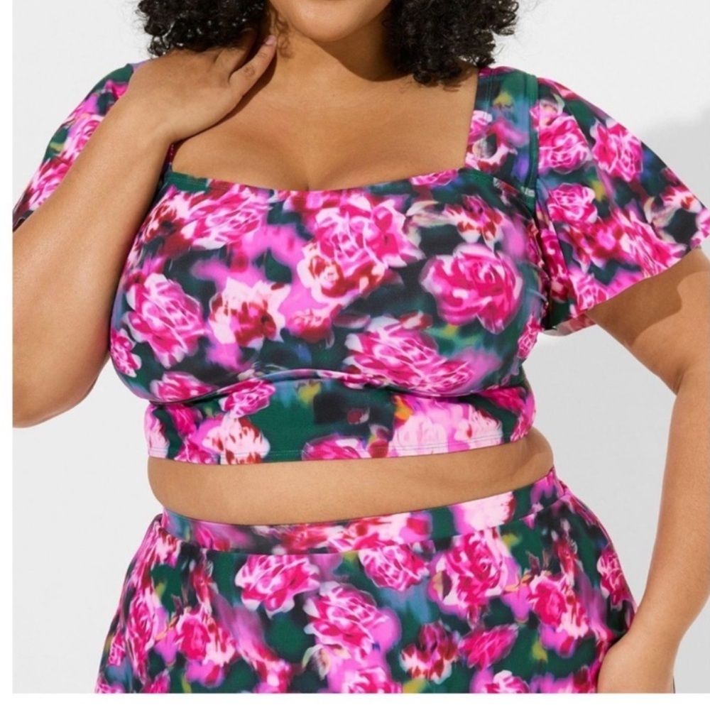 NWOT Torrid Wireless Square Neck Flutter Sleeve Bikini Top Sz 3 Blur Roses